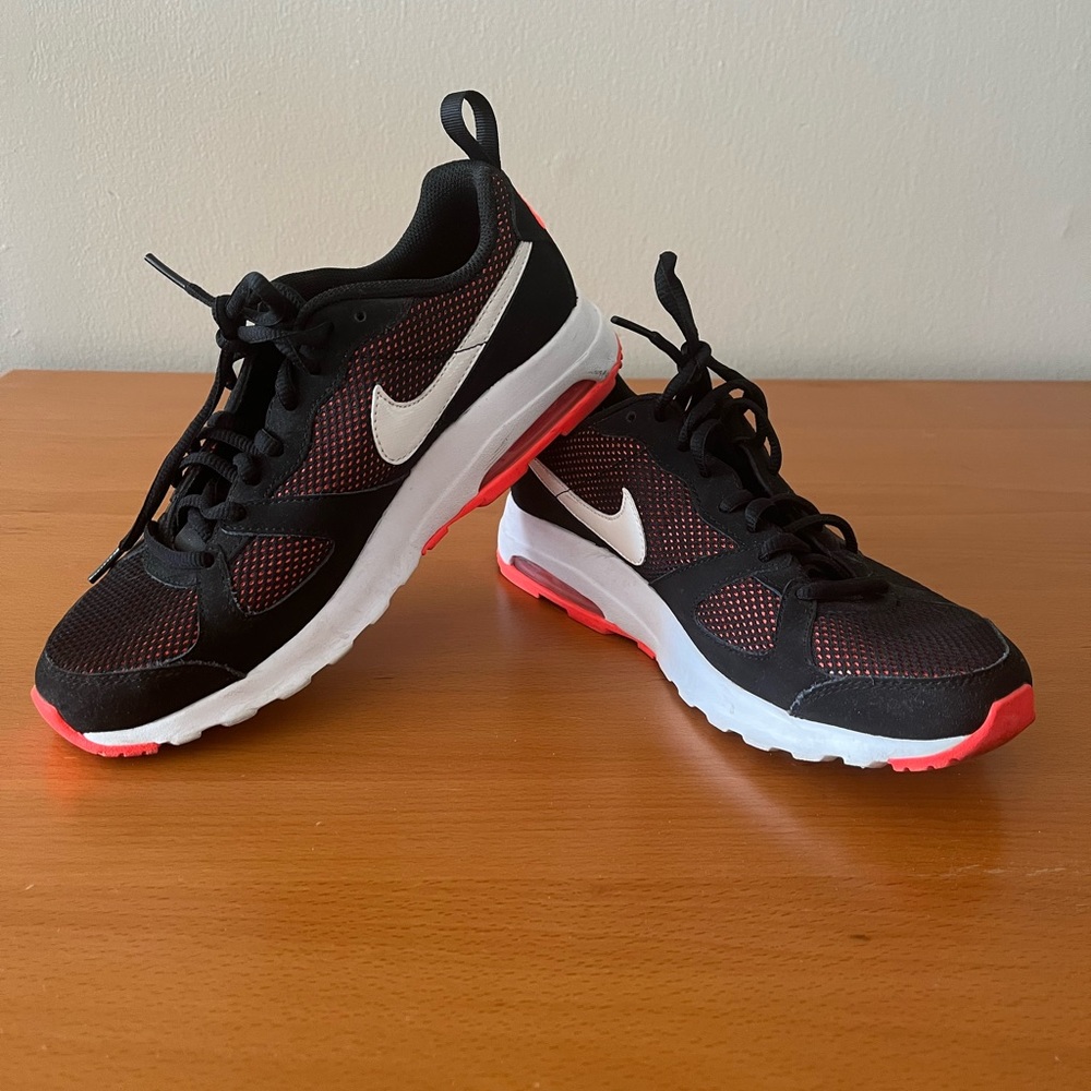 Nike Air Max, Women’s, Neon Orange and Black